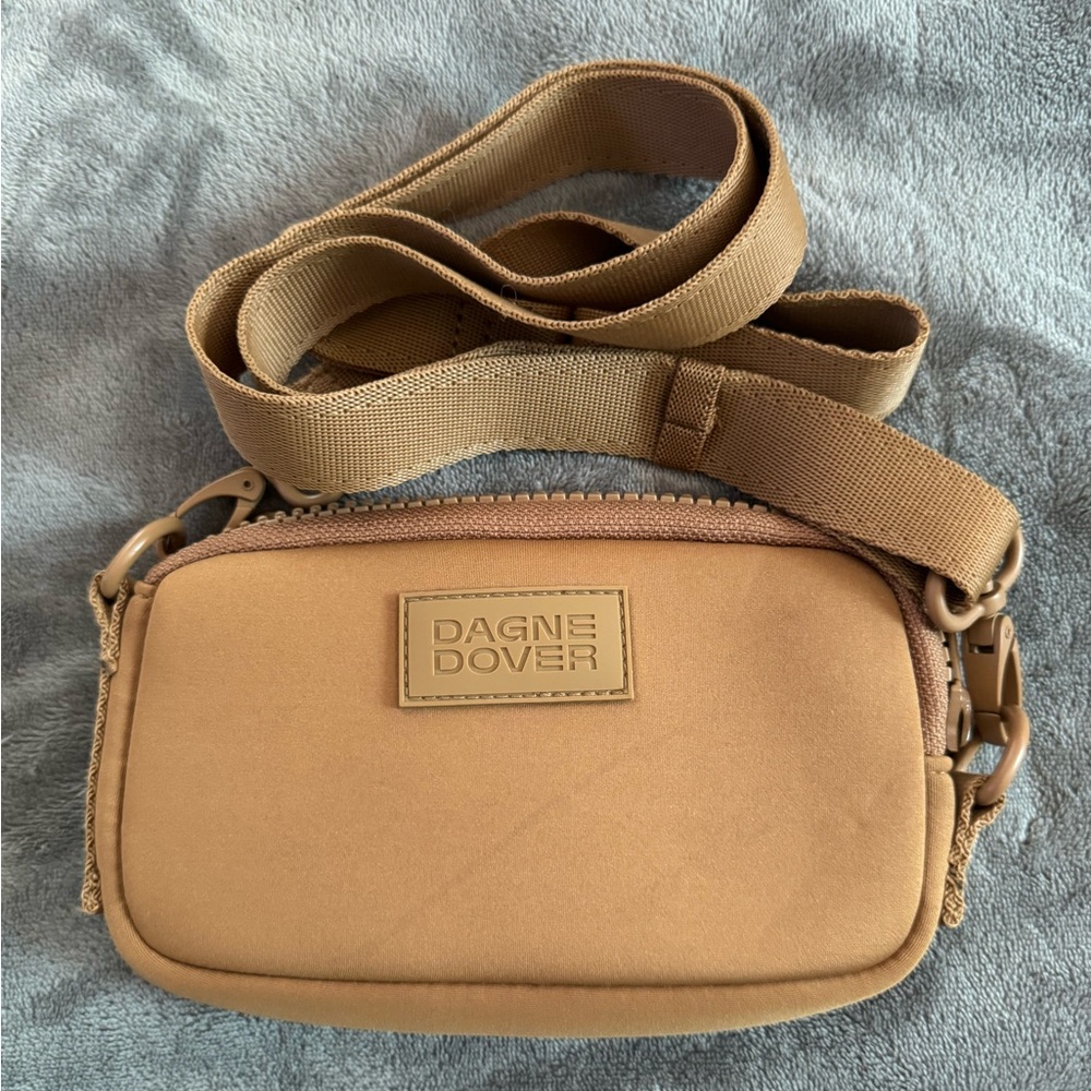 Dagne Dover Mara Phone Sling